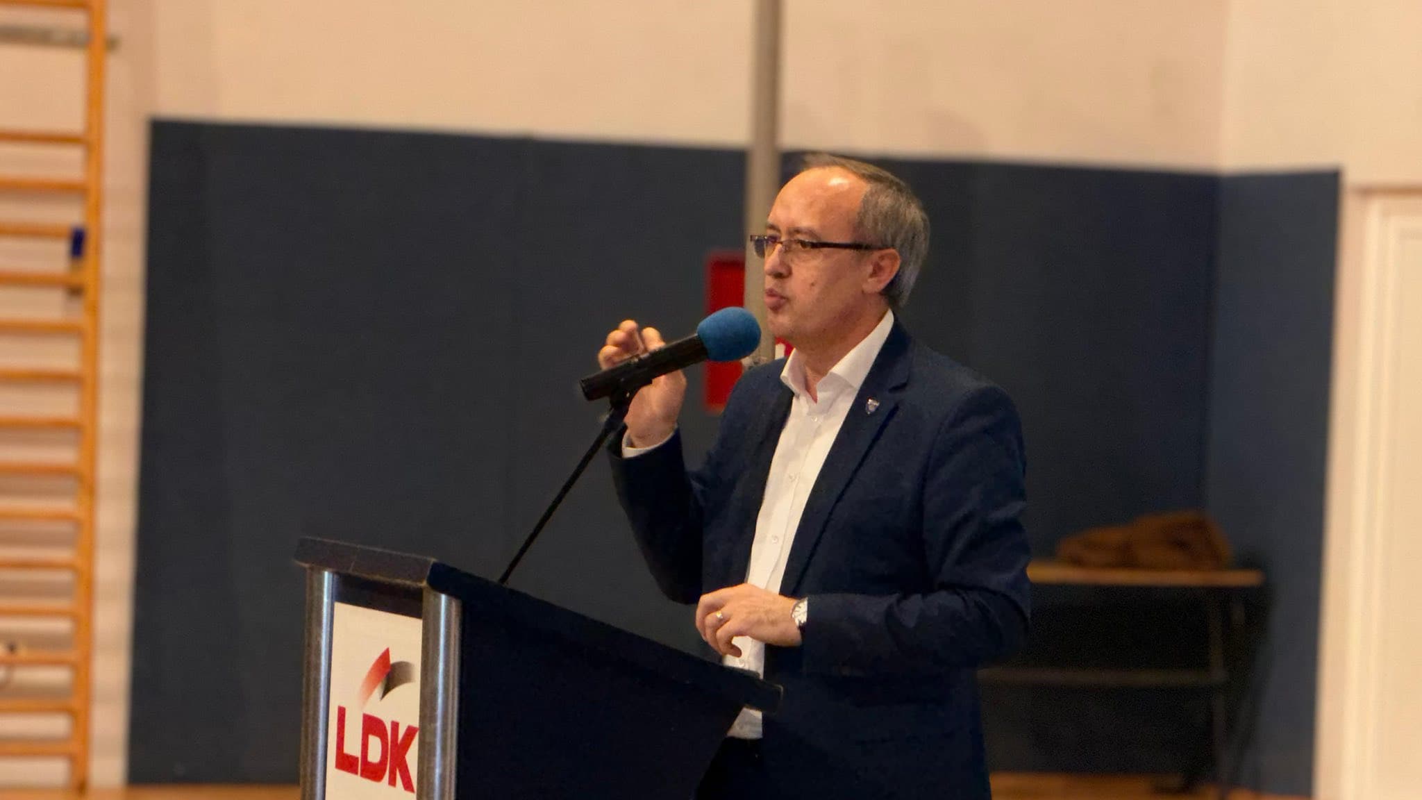 Hoti: Rritja e kostove të prodhimit po i dëmton ndërmarrjet kosovare – Qeveria e re duhet të jetë e djathë, me orientim kah zhvillimi
