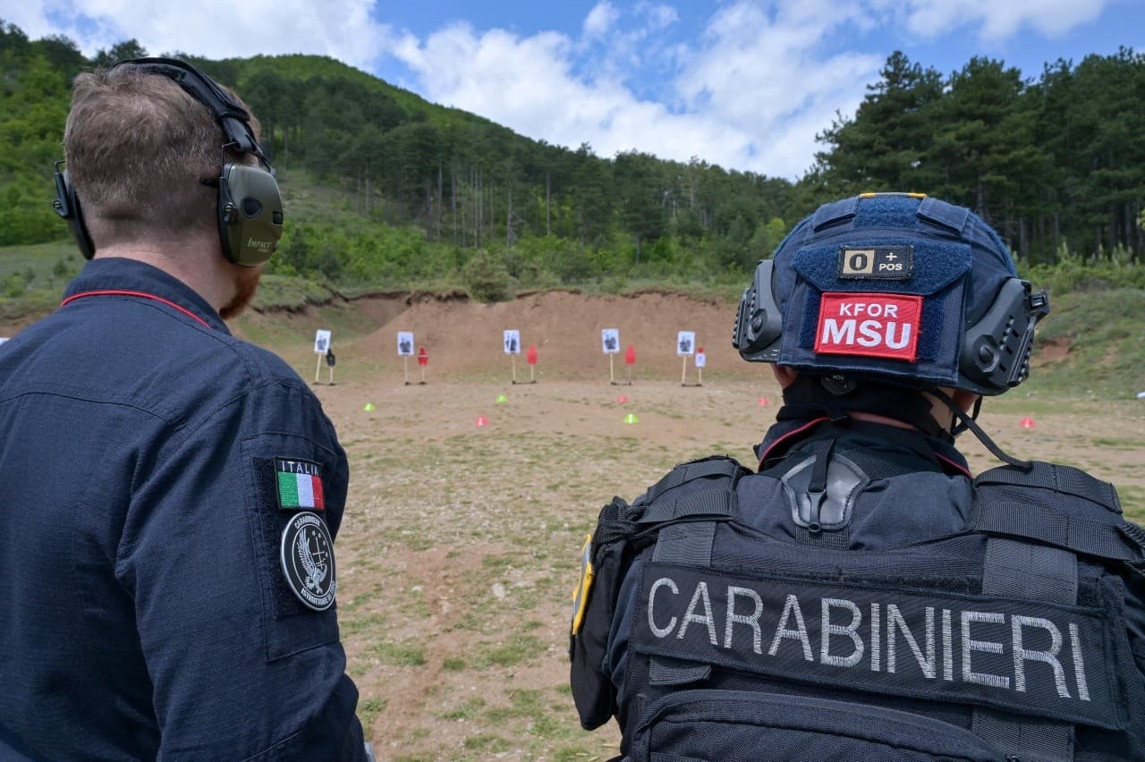 Featured image for KFOR-i stërvitet për qitje