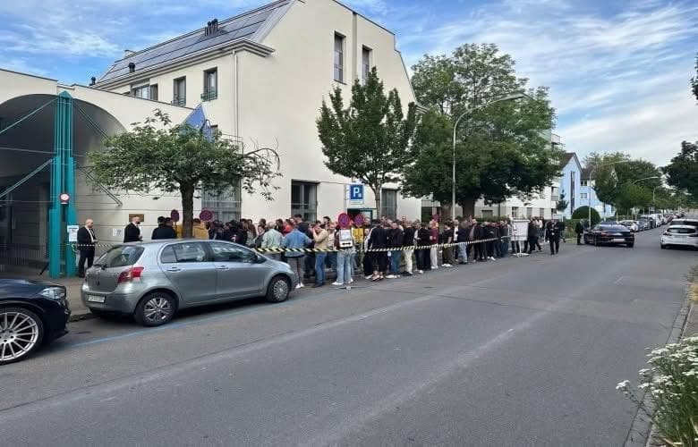 Featured image for Votimi në përfaqësi diplomatike: Rreth 11 mijë qytetarë votuan deri në orën 13:00