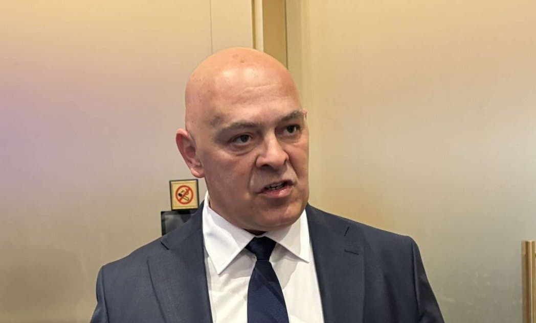 Featured image for Pjesëmarrja e ulët në zgjedhje, Gjini: Protestë për stagnim