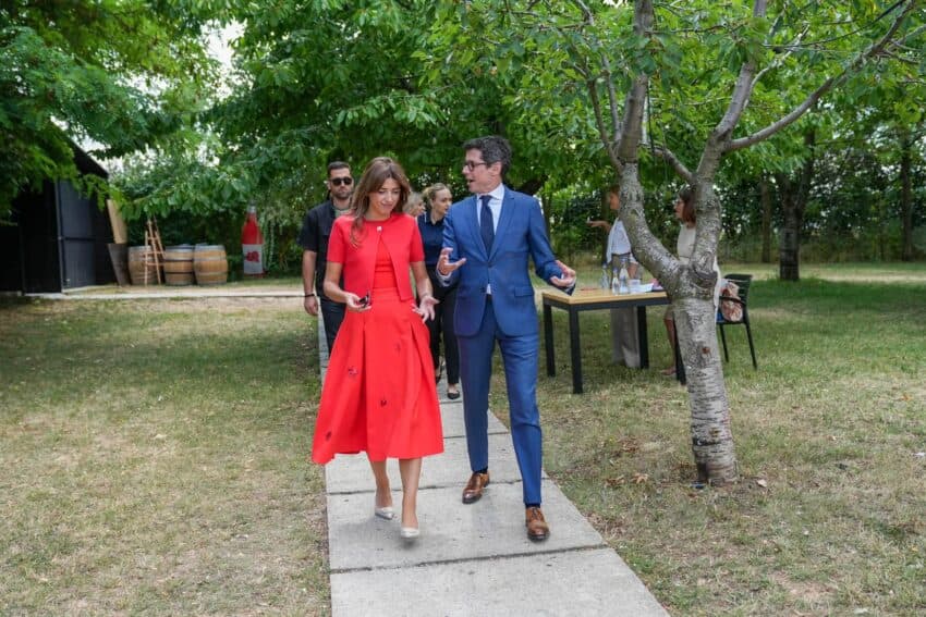 Featured image for Haxhiu merr pjesë në pritjen lamtumirëse për ambasadorin e Zvicrës, Jürg Sprecher