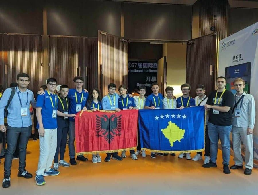 Featured image for Nxënësit shqiptarë arrijnë sukses historik në Olimpiadën e Matematikës