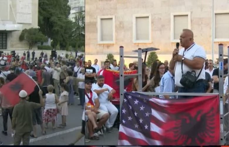 Featured image for Qytetarët në Shqipëri në ditën e 53-të të protestës