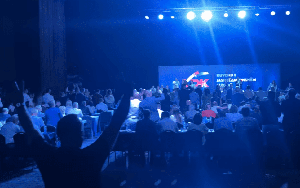 Dalin pamjet nga Kuvendi i LDK-së, duartrokitje për Abdixhikun pas rezultatit