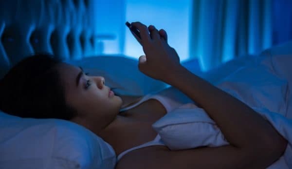 Featured image for 10 këshilla si t’i mbroni sytë nga kompjuteri dhe telefoni