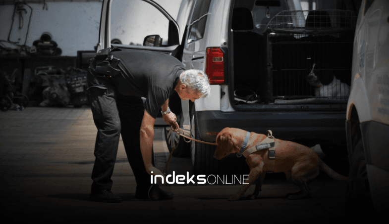 Dogana e Kosovës lidh kontratë për shërbimet veterinare të qenve K-9