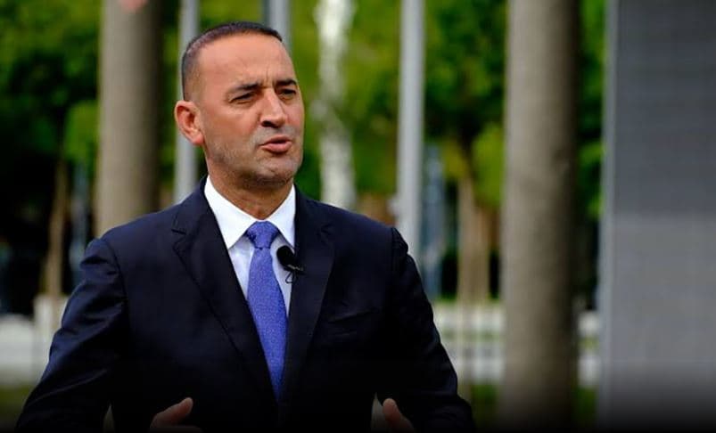 Haradinaj kritikon pushtetin: Ditën shesin patriotizëm, natën punojnë për Serbinë