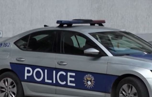 Kërcënohet një gura përmes një SMS-je në Mitrovicën e Veriut, policia heton rastin