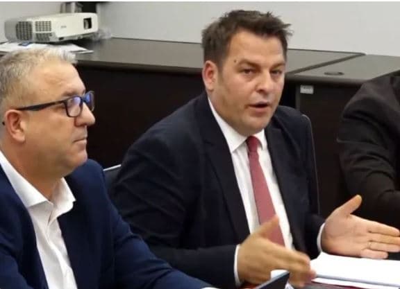 Ministria e Bujqësisë për transferimin e Bekim Hoxhës: Do të drejtoj Agjencinë Pyjore vetëm për një muaj