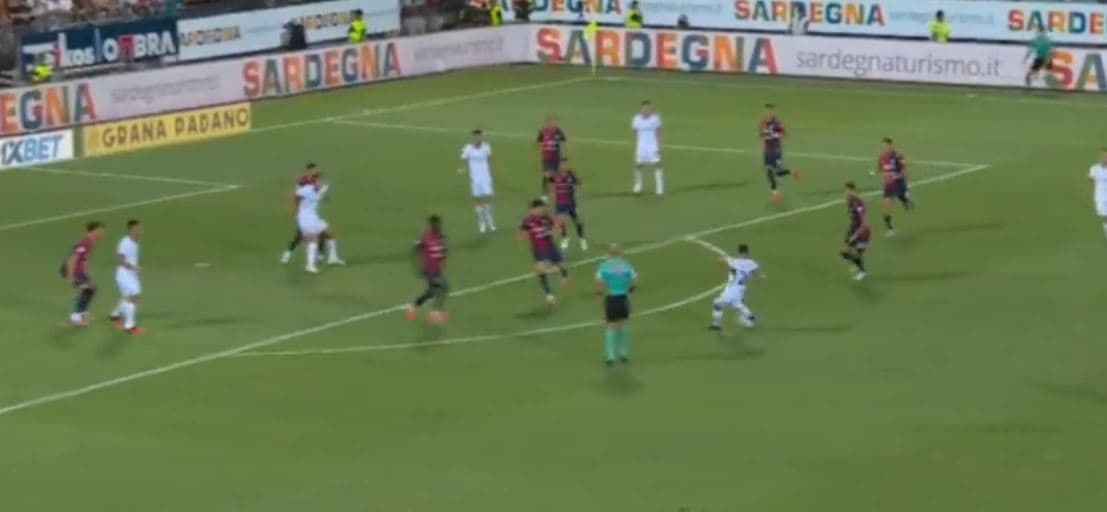 Nuk fal ky lojtar, Calhanoglu shënon gol të bukur ndaj Cagliarit