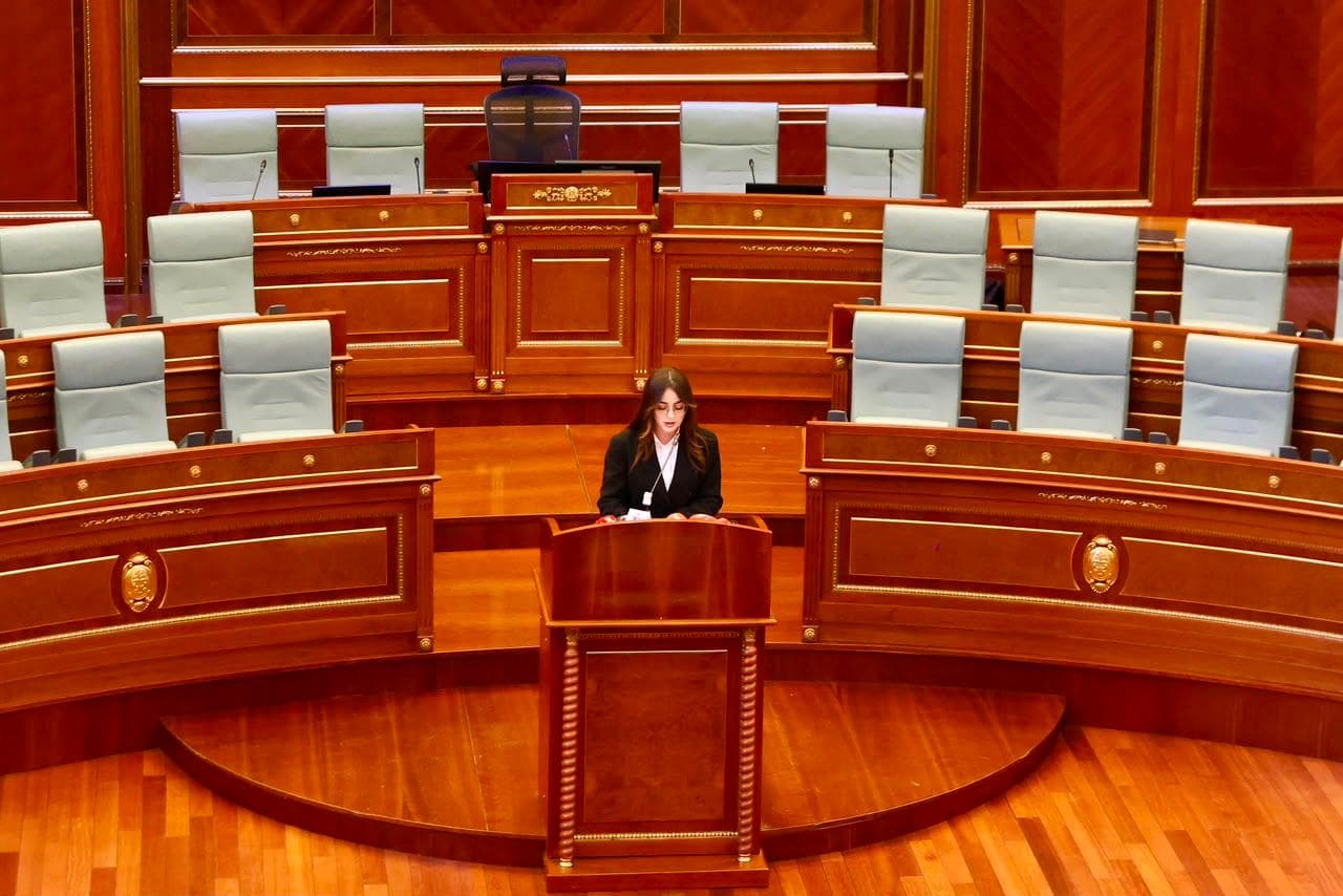 PDK sërish në sallën plenare, Jashari: Deputetët e LVV-së ta respektojnë mandatin që ua kanë dhënë qytetarët, Kuvendi duhet të konstituohet