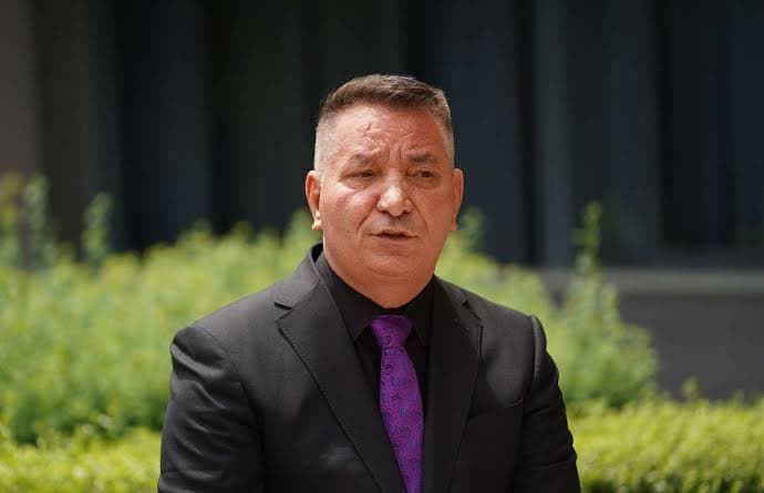 Riparimi vagonëve të Kosovës në Serbi, Lekaj demanton Rizvanollin: Do t’ju padis për shpifje