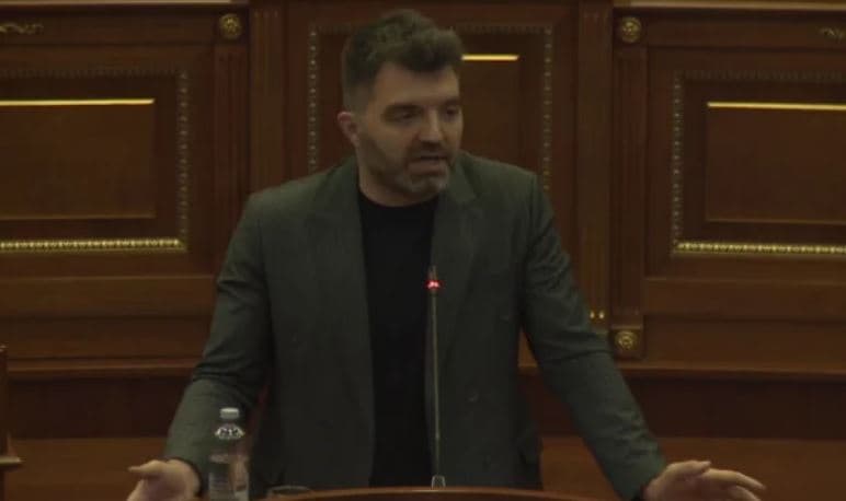 Sadiku: Një nga rrenat më të mëdha të Qeverisë Kurti janë të ashtuquajturat pako të inflacionit