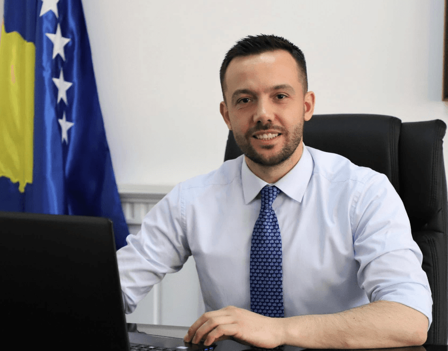 Tahiri: Pas 16 shtatorit, Thaçi duhet të rikthehet në zyrën e Presidentit