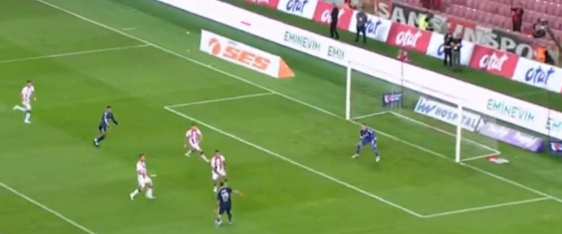 Vedat Muriqi nuk ndalet, sulmuesi kosovar shënon gol në Superligë
