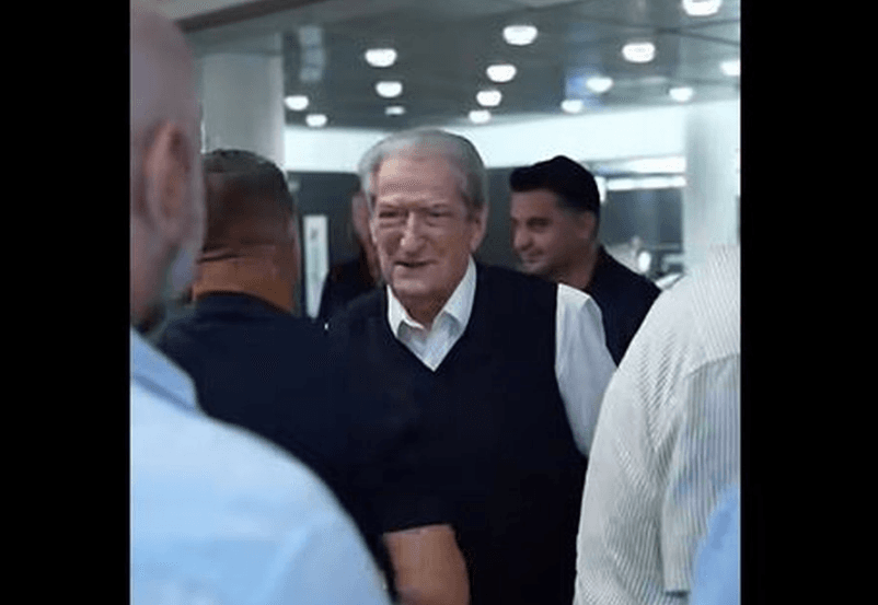 Featured image for Berisha mbërrin në SHBA: Udhëtim i viteve, nuk takohem me Trump