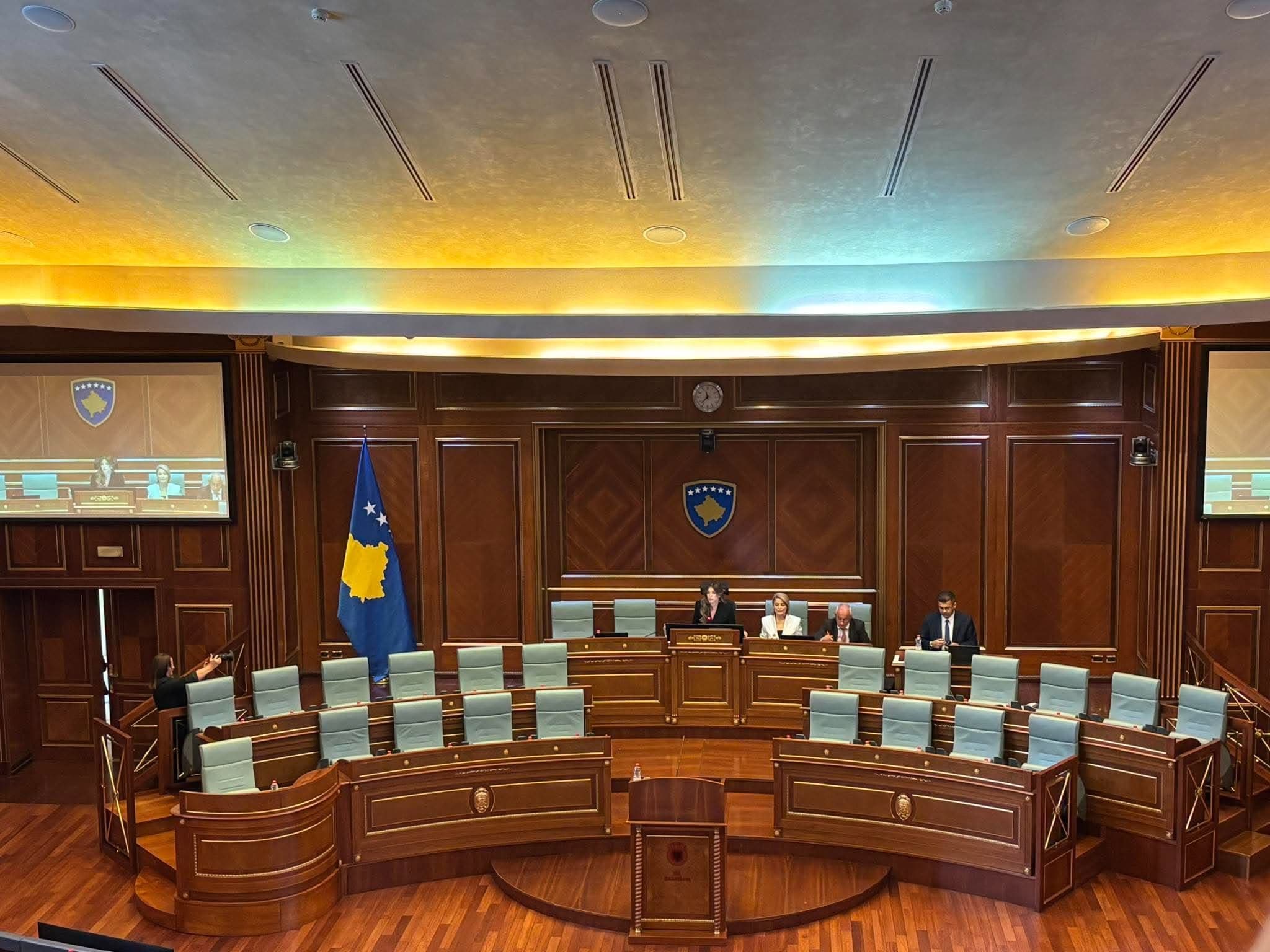 Haxhiu pasi u zgjodh kryeparlamentare: Faleminderit të gjithëve për mbështetjen që më keni dhënë