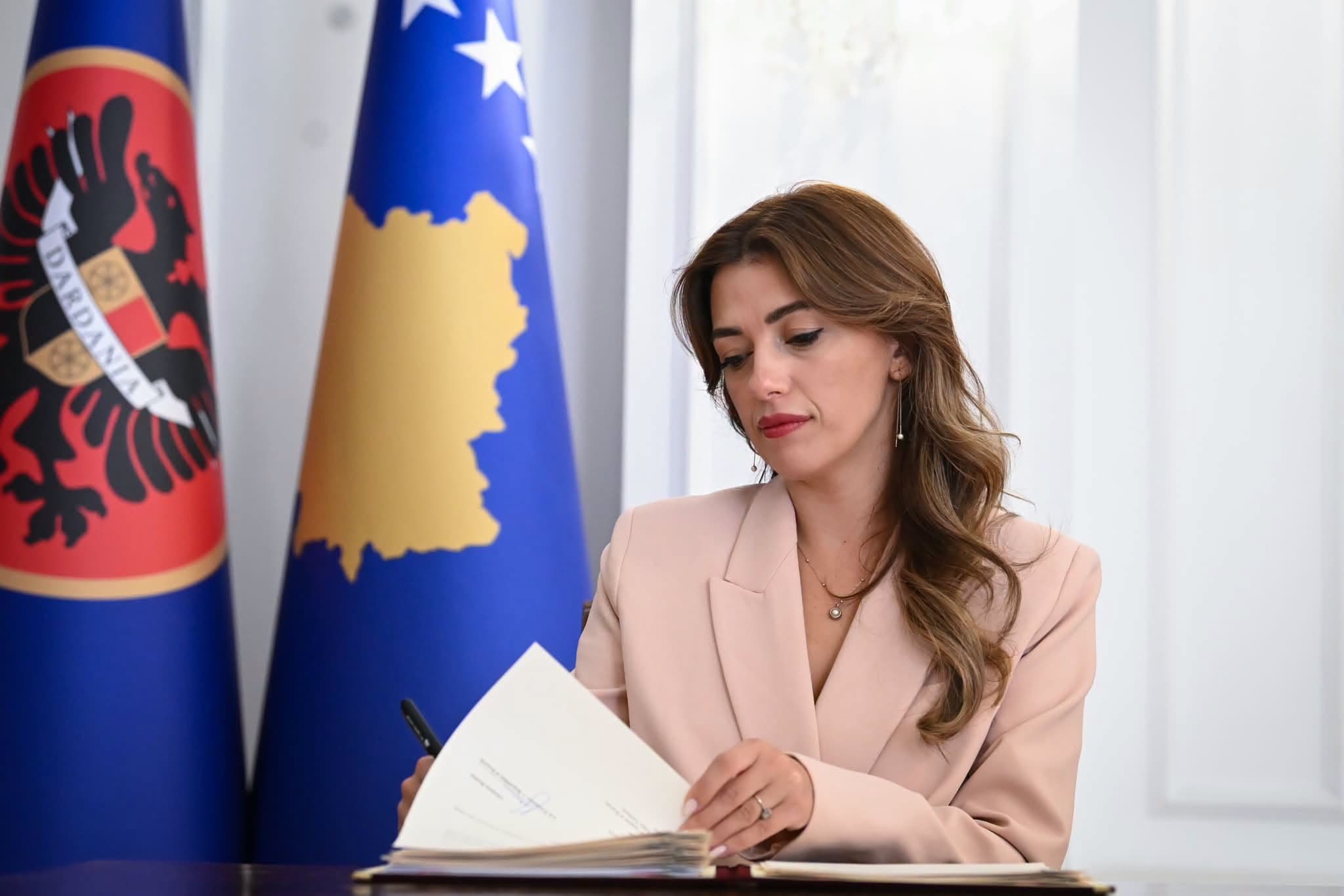 Haxhiu për Hamzën: E respektoj si kryetar të PDK-së, por nuk është “bashkëkryetar” në diskutimet për Presidentin