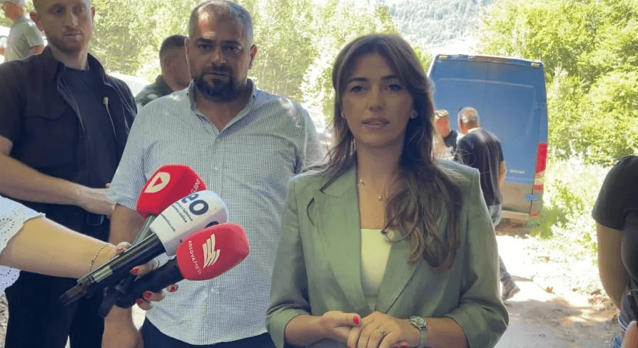 Haxhiu për tri viktimat e identifikuara: Për 27 vjet, këto familje jetuan pa ditur ku ishin më të dashurit e tyre – sot ato e dinë