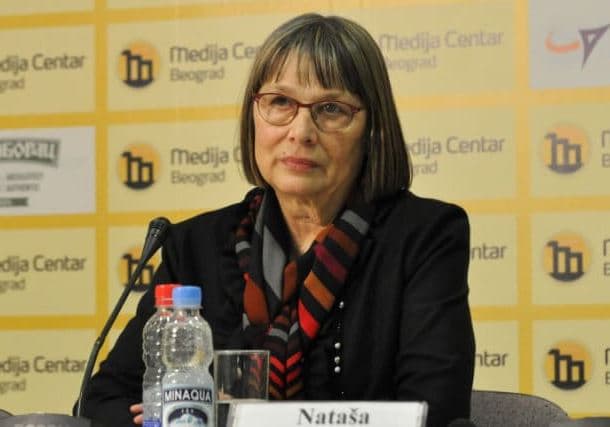 Kandiq: Nderimet shtetërore për Mlladiqin, degradim moral dhe politik i Serbisë