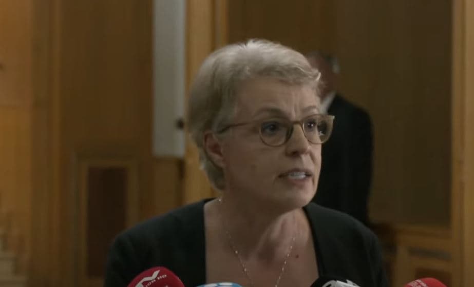 Featured image for “Kemi mjaftë kohë për të folur” – Gërvalla refuzon të komentoj vendimin e Speciales për ish-krerët e UÇK-së