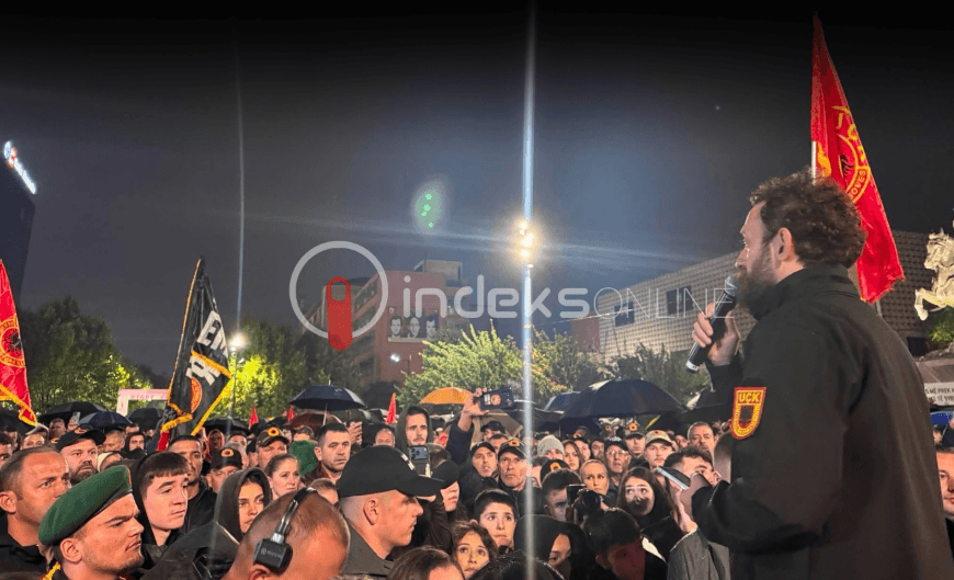 Këta janë folësit në natën e 12-të të protestës ‘’Jo në emrin tim’’