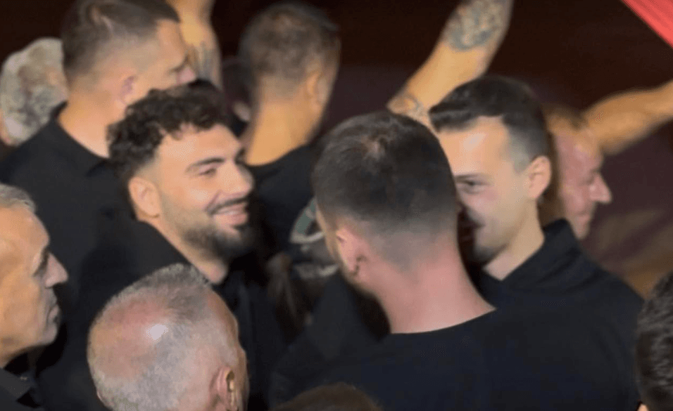 Ledri Vula krah Endrit Thaçit në protestë