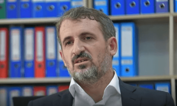 Miftaraj: Kuvendi nuk u konstitua, një tjetër shkelje kushtetuese nga Kurti e Haxhiu
