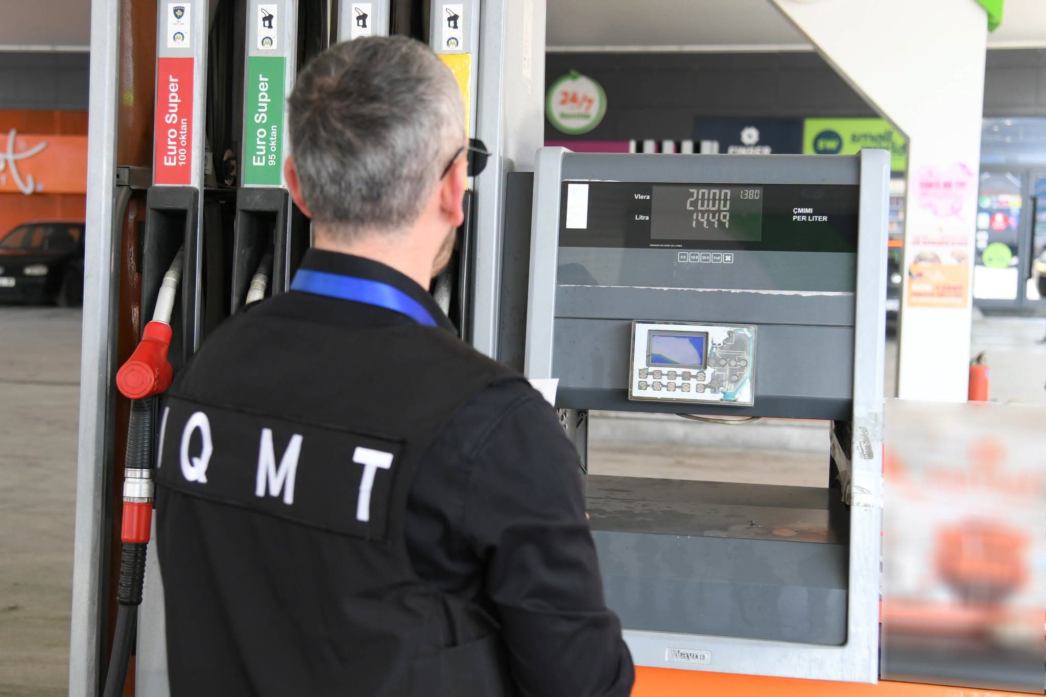 MINTI thotë se janë duke i monitoruar në vazhdimësi çmimet e derivateve të naftës