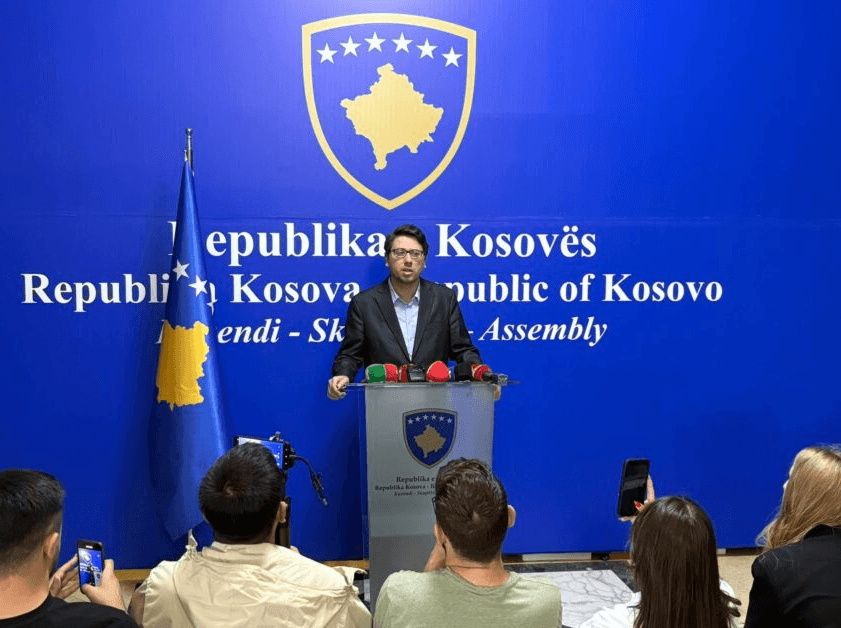 Murati pasi e votuan nënkryetaren e Listës Serbe: Gjykata Kushtetuese ka thënë se s’duhet të ketë kandidat tjetër