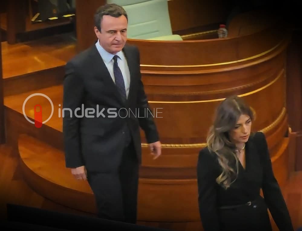 Nesër Kurti e Haxhiu bëjnë homazhe te memoriali “Kosova kujton”
