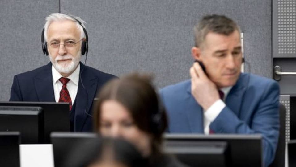 Një ditë para aktgjykimit, Veselit dhe Krasniqit u vazhdohet paraburgimi