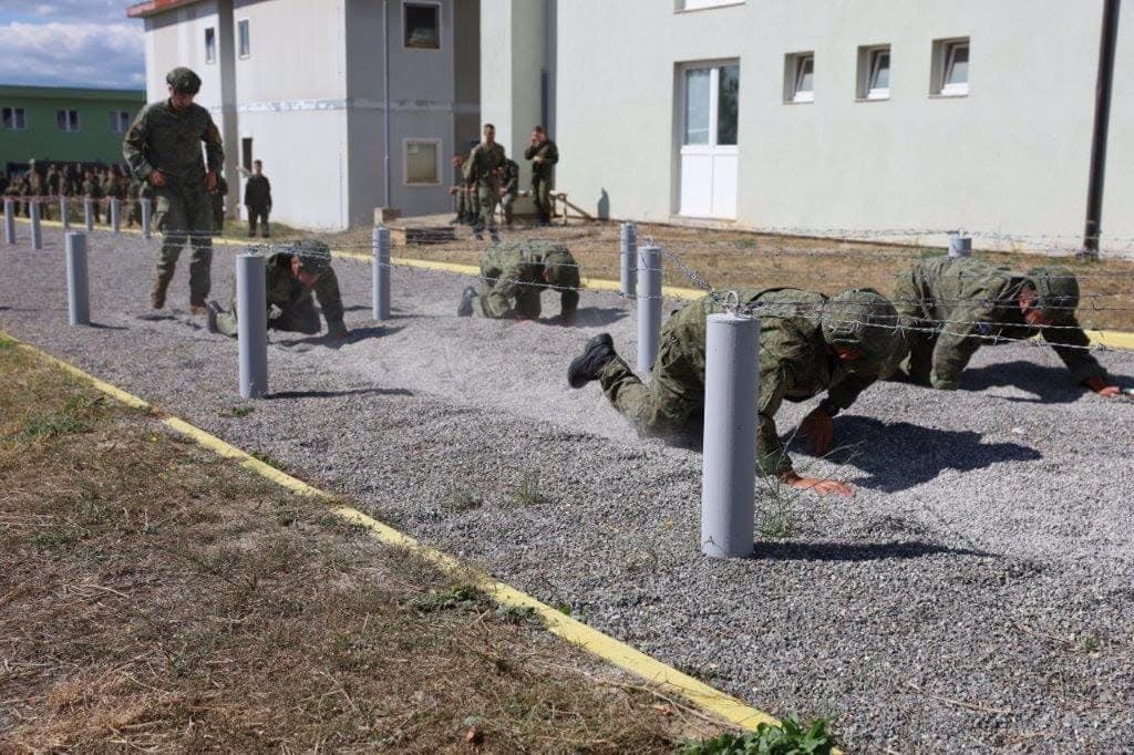 Përmbyllet gara tradicionale “Ujku Garues 2026”, morën pjesë 20 ekipe nga njësitë e FSK-së