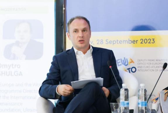 Petrit Selimi për rezultatet e PISA-s: Katrahurë “kurtiane”