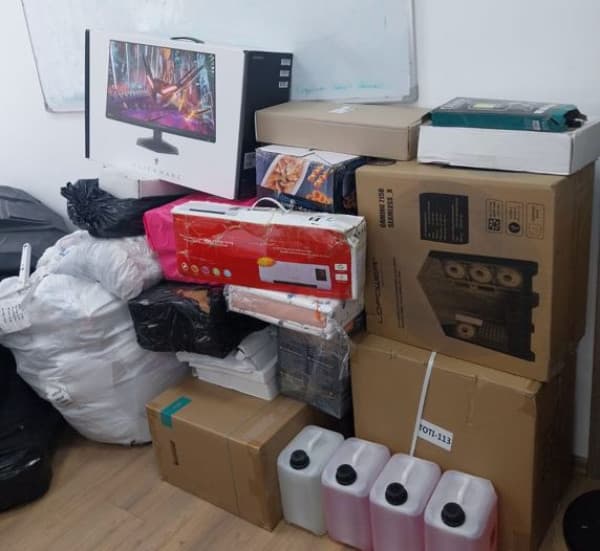 Policia parandalon një rast të kontrabandimit me mallra