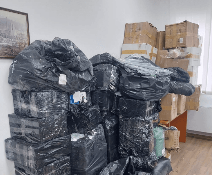 Policia sekuestron rreth 1,000 artikuj pa dokumentacion në Han të Elezit