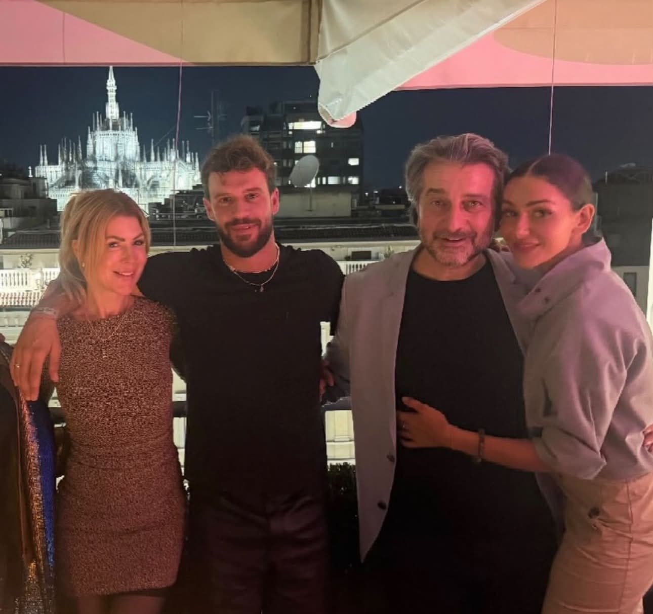 Featured image for “U zbulua” e dashura e re e Lumbardhit? Fotoja nga Milano ndez rrjetin