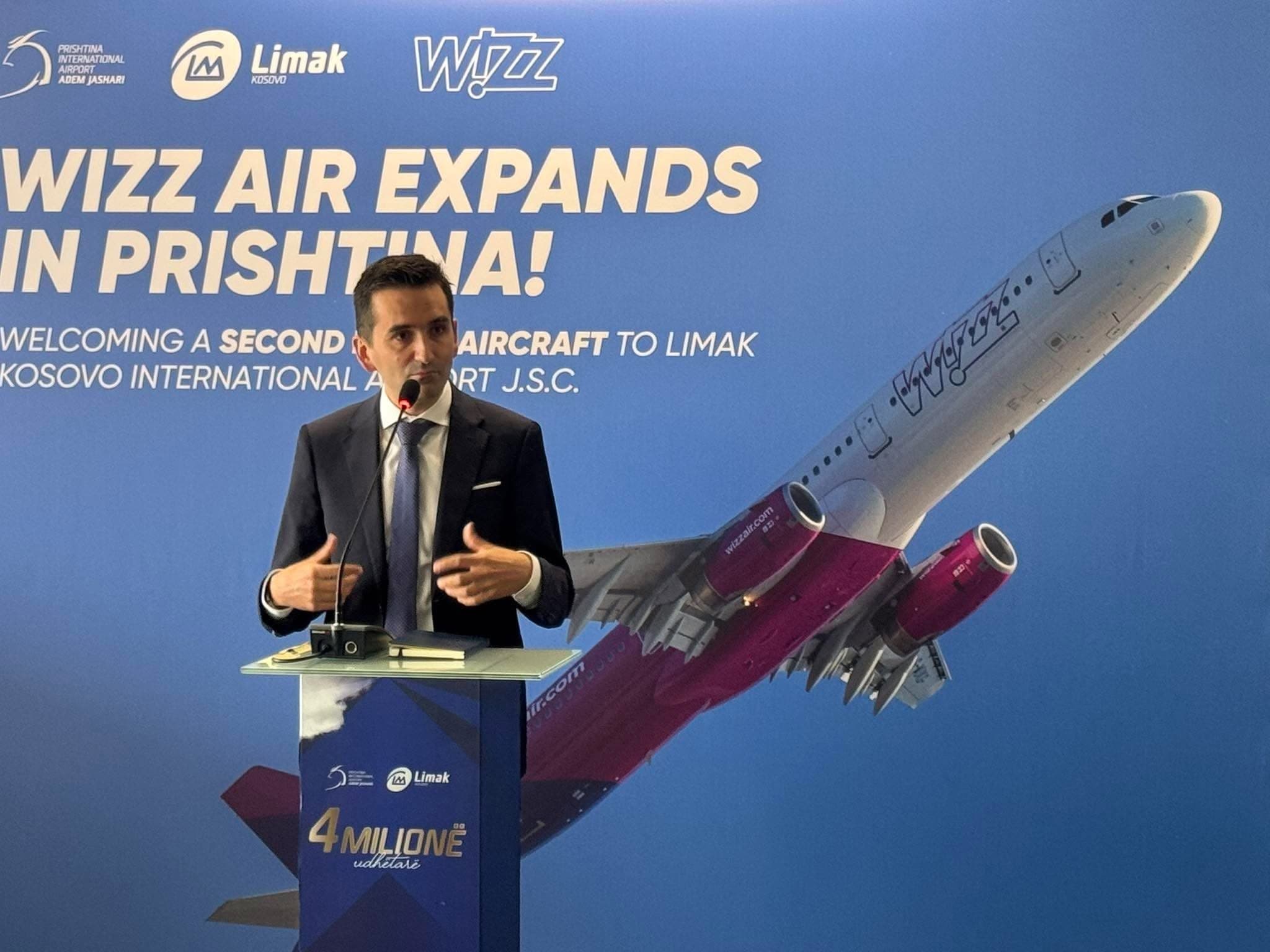 Featured image for WIZZ AIR zgjeron bazën në Prishtinë përpara fillimit të operimeve : Njoftohet avioni i dytë dhe pesë itinerare të reja