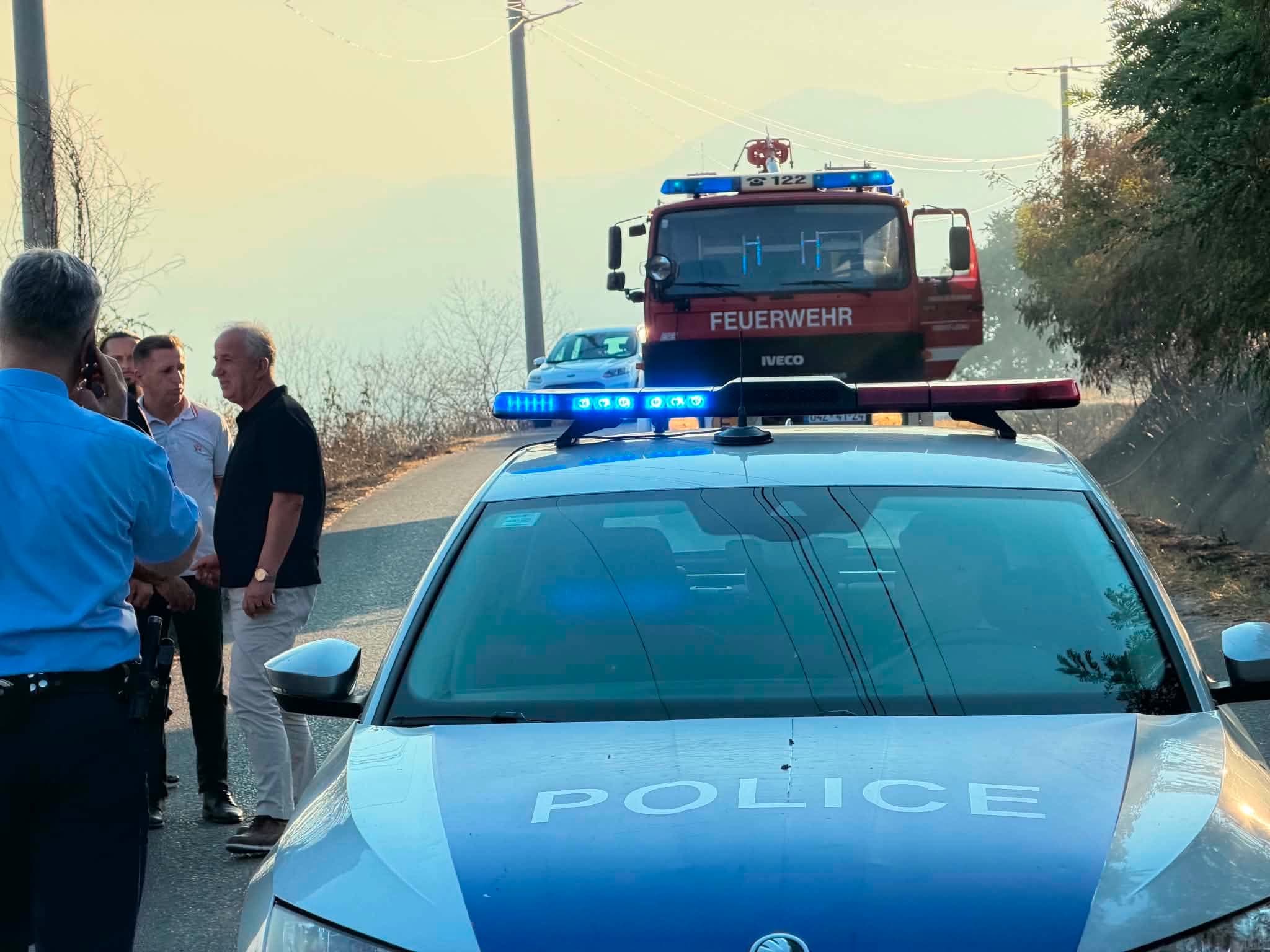Zjarre masive në malet e Budakovës (Pamje)