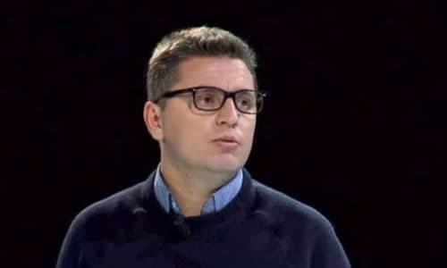 Zogaj për rezultatin në PISA: Baba politik sigurohet që vajzën ta shkollon në Norvegji, fëmijëve në Kosovë u jep bukë e cirk