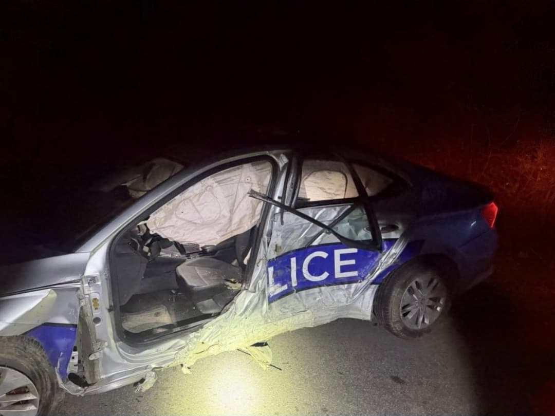 Policia jep detaje për aksidentin në Skenderaj, dy zyrtarë policorë të lënduar