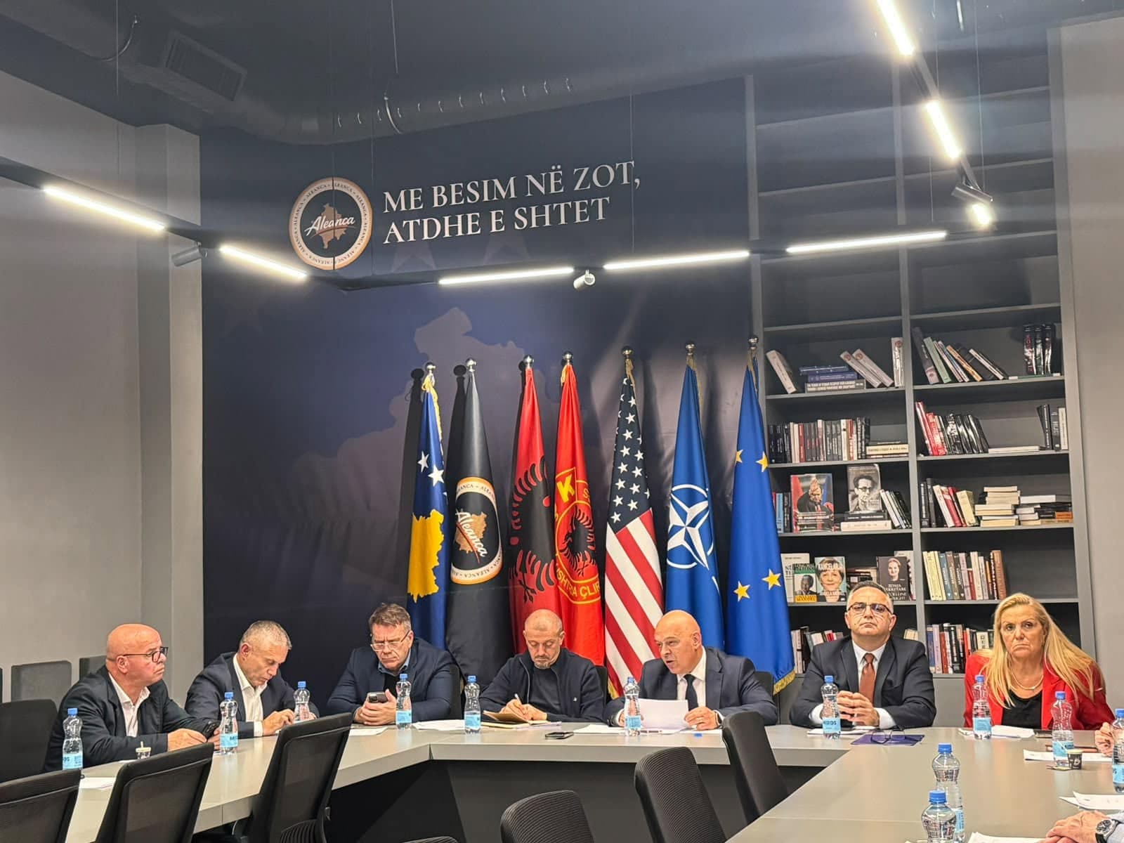 Aleanca themelon shkollën politike, merr disa vendime
