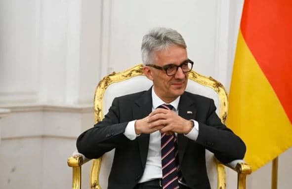 Ambasadori gjerman i bën thirrje Kosovës: Hapa konkretë për Asociacionin dhe dialogun me Serbinë