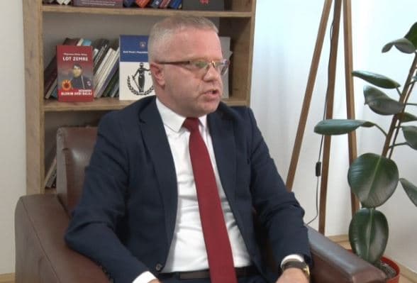 Bajraktari: Ligji i ri për Specialen sjell ndryshime substanciale, përfshirë rishikimin e dënimeve – procesi të vazhdojë në Kosovë