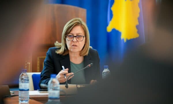 Bajrami: Ju kam thënë se 6 deputetët e LDK-së nuk e çojnë vendin në zgjedhje, urime Kosovë për presidenten!