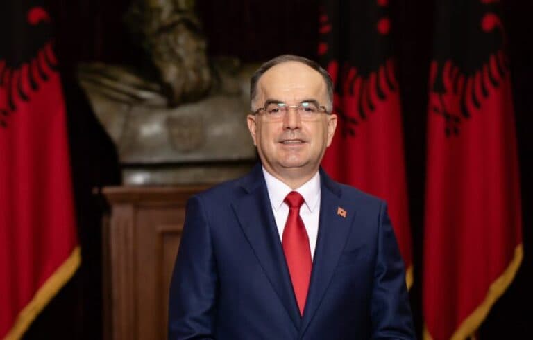 Begaj uron Justina Shiroka-Pulën për zgjedhjen presidente të Kosovës: Shqipëria dhe Kosova do të jenë bashkë