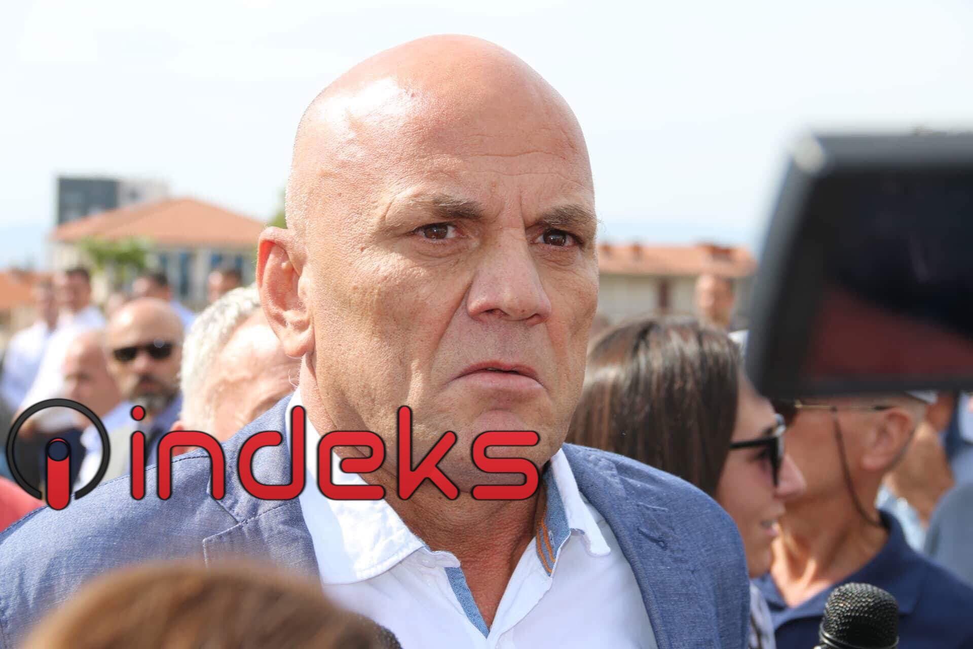 Gani Geci përfundon në spitalin e Pejës