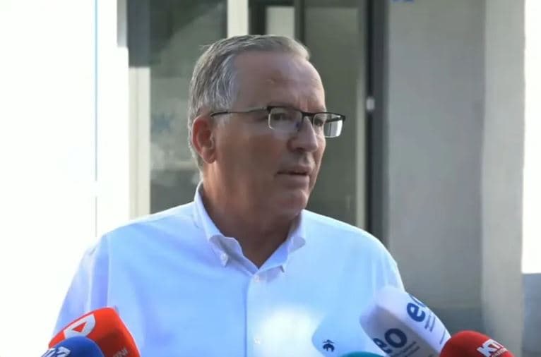 Hamza thërret takim me Kryesinë dhe Grupin Parlamentar të PDK-së