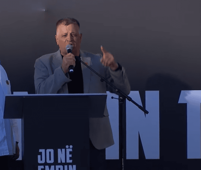 Haradinaj kërkon bashkim të deputetëve, nga ndërkombëtarët kërkon drejtësi: Ju na keni tradhëtuar, kthejeni besimin se na bie keq dy palëve