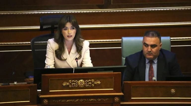 Haxhiu cakton seancën e Kuvendit për nesër në ora 09:00, pritet të votohet në lexim të parë Ligji për Specialen